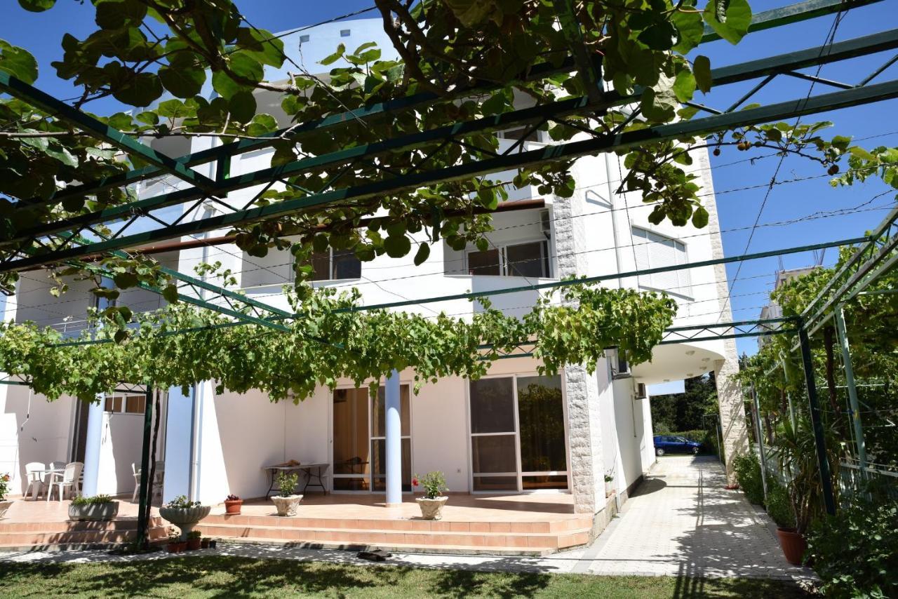 Apartments Fati & Flori Ulcinj Exterior foto