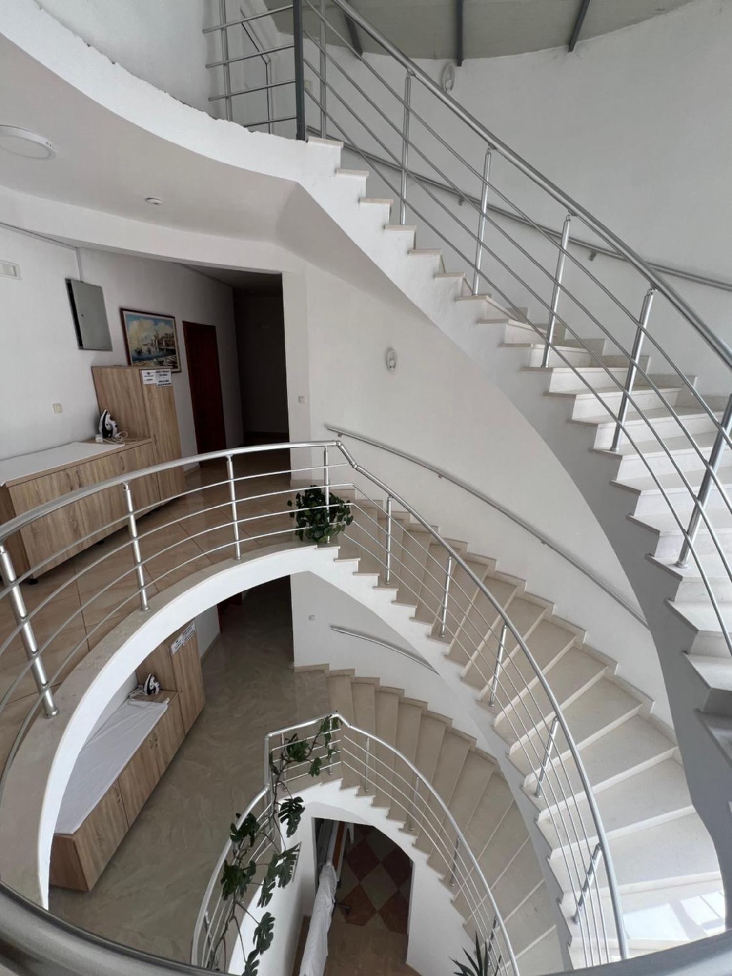 Apartments Fati & Flori Ulcinj Exterior foto